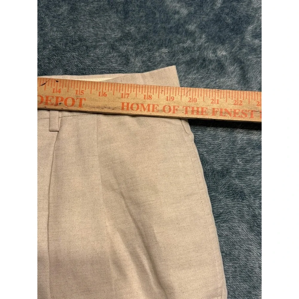 Roundtree & Yorke Pleated Shorts Mens 42 Tan Beige Linen Cotton Blend